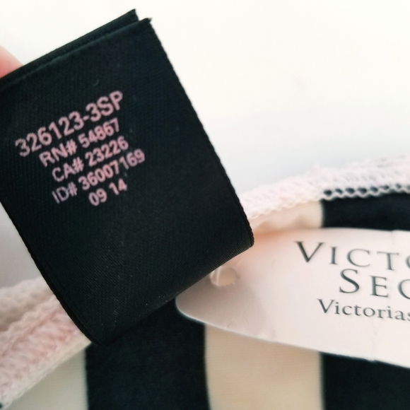 Victoria's Secret Vintage Very Sexy Lace Stripe Strappy V-String Thong Panty NWT - Picture 10 of 12